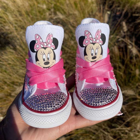 Kids Minnie Mouse Birthday Converse - Picture 5 of 10